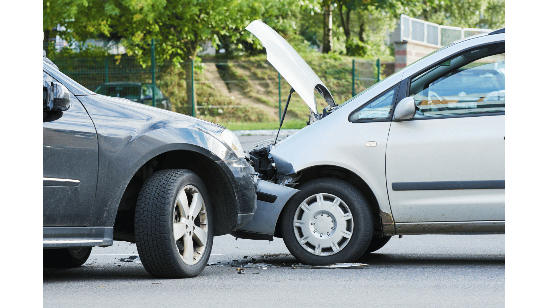 You are currently viewing Odszkodowanie i zadośćuczynienie po wypadku komunikacyjnym – jak dochodzić roszczeń?